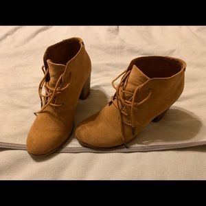 Size 8 Toms Suede Heeled Booties